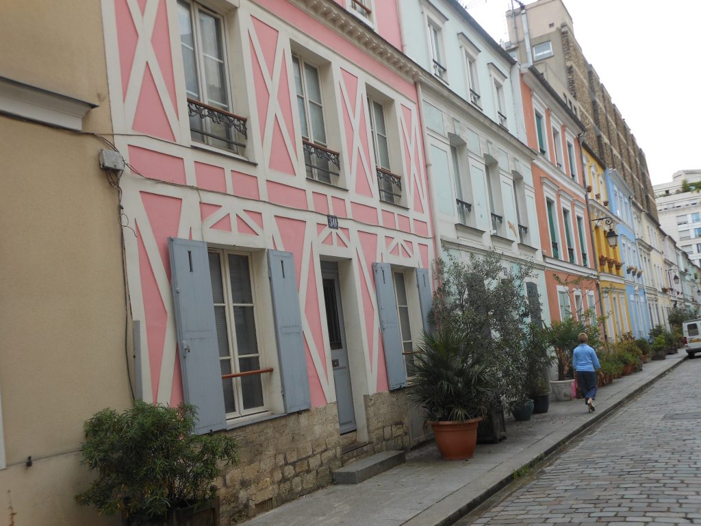 colorful houses on Rue crémieux