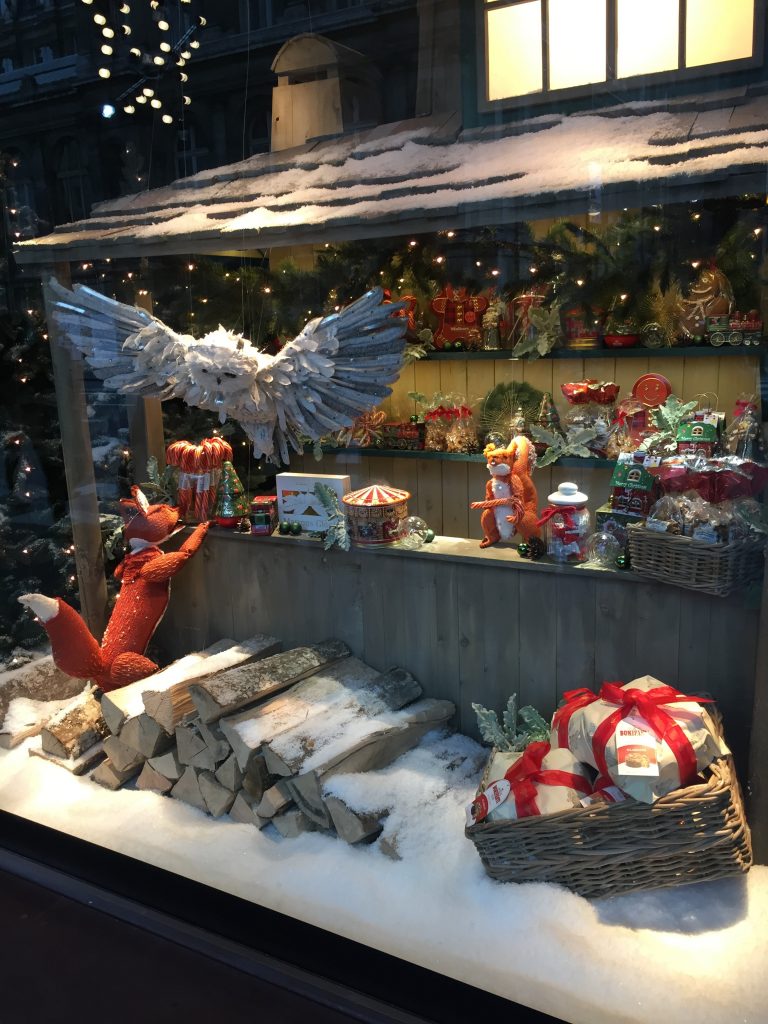 Christmas window in Paris