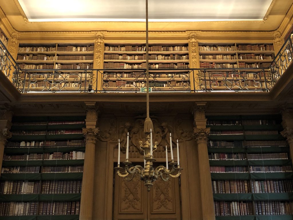 beautiful bookshelves in Bibliothèque Mazarine