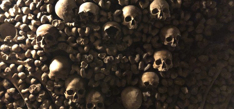 Paris Catacombes skulls in heart
