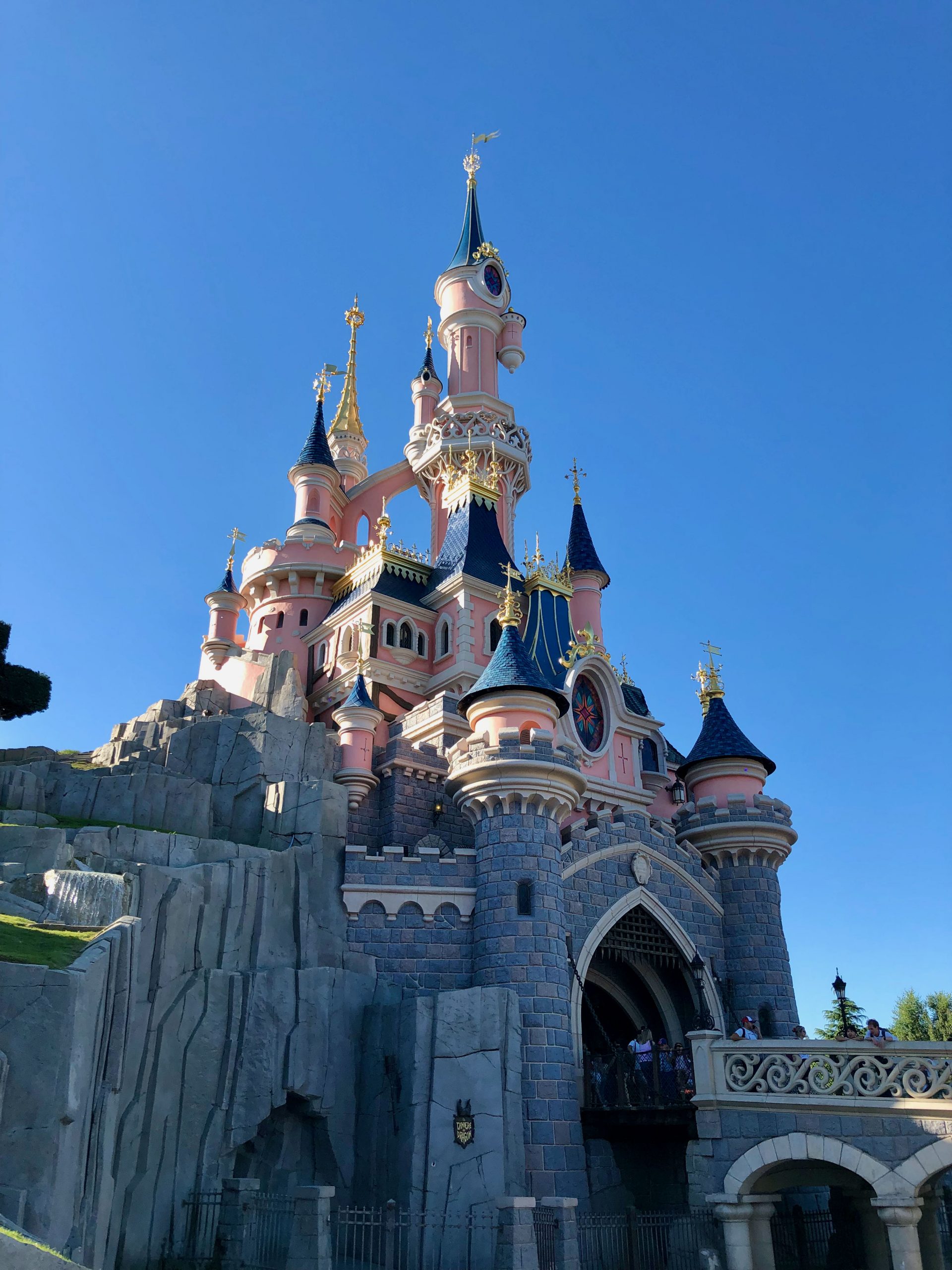 5 Reasons Why You Should Visit Disneyland® Paris This Summer
