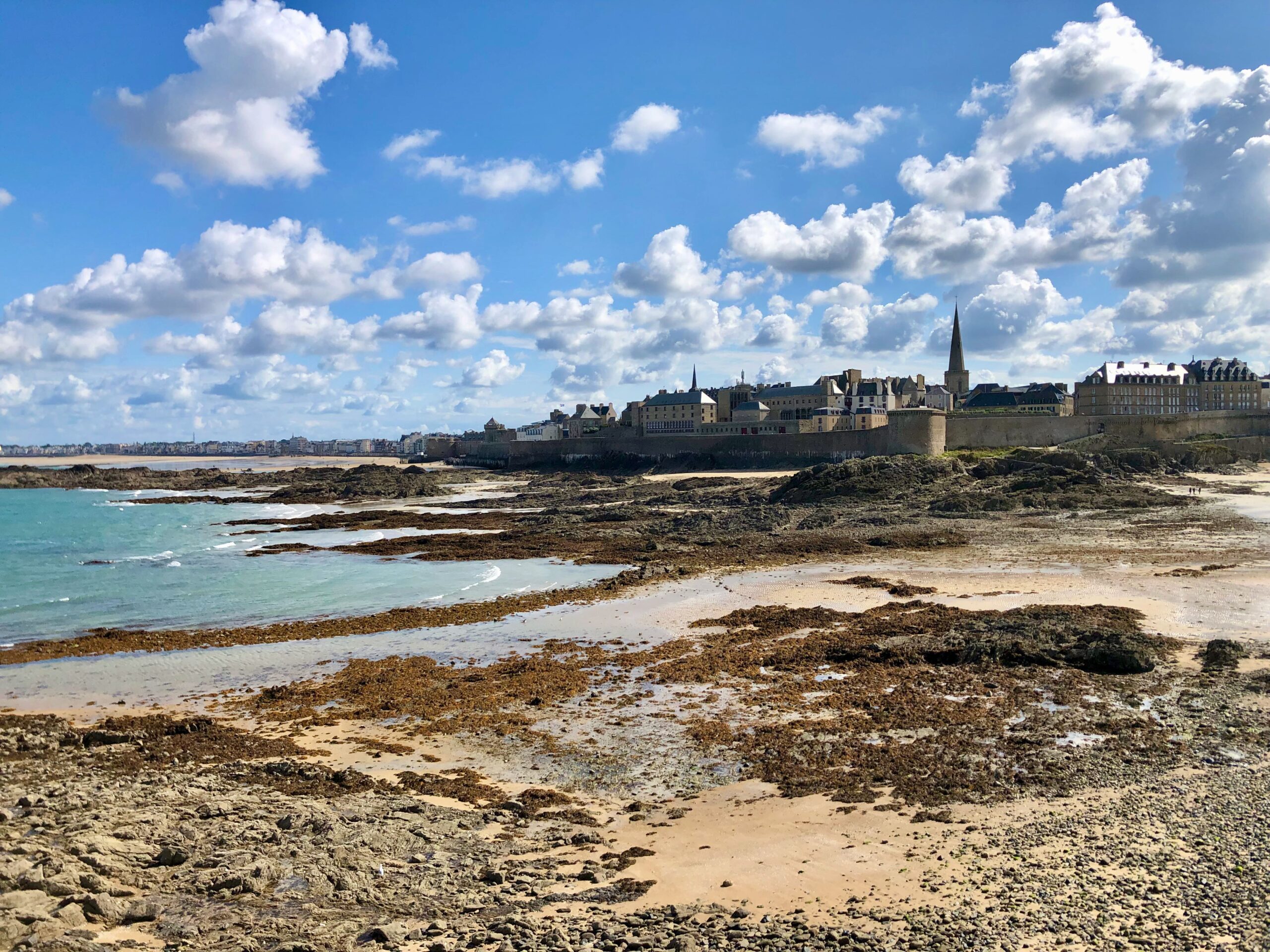 Call girl Saint-Malo