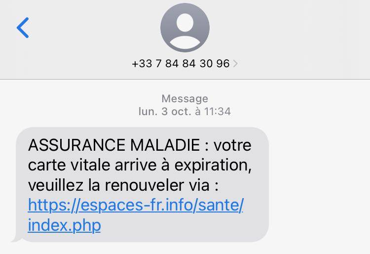 scam SMS text message from Ameli / assurance maladie (French health insurance) claiming that the carte vitale has expired and needs to be renewed